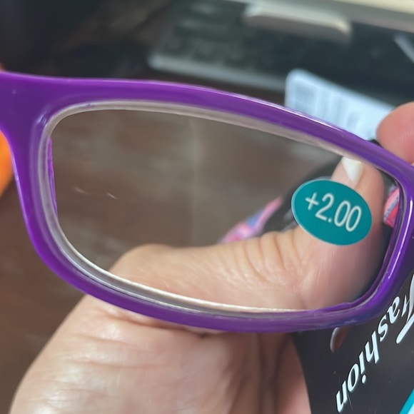 Fashion +2.00 purple & pink print & purple and yellow with flower print readers - Picture 7 of 16